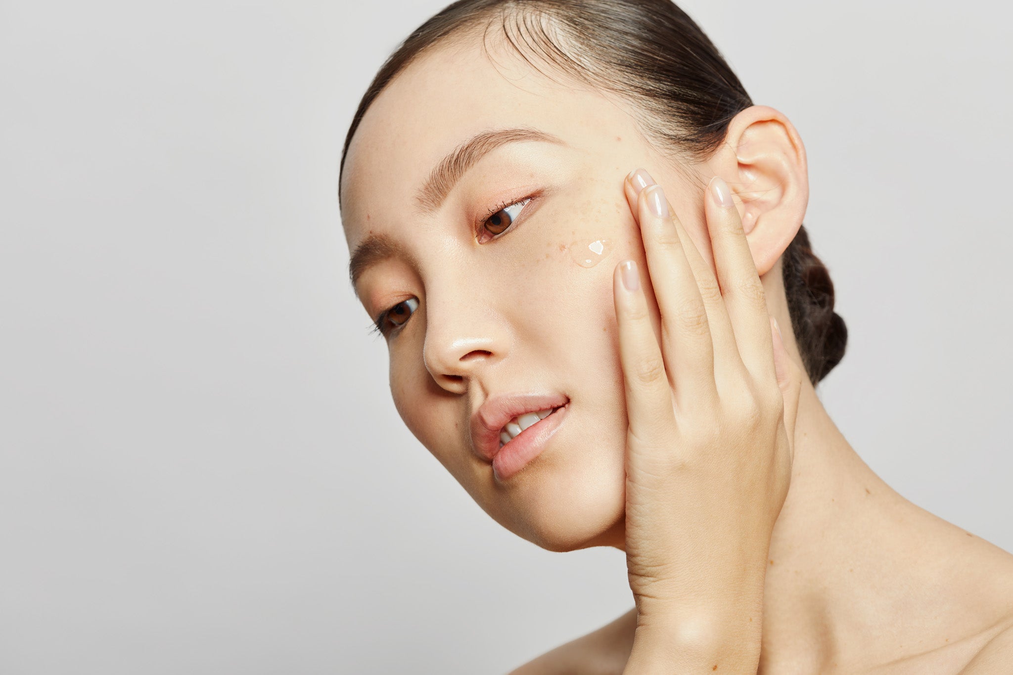 SENSITIVE SKIN COSMECEUTICAL SOLUTION