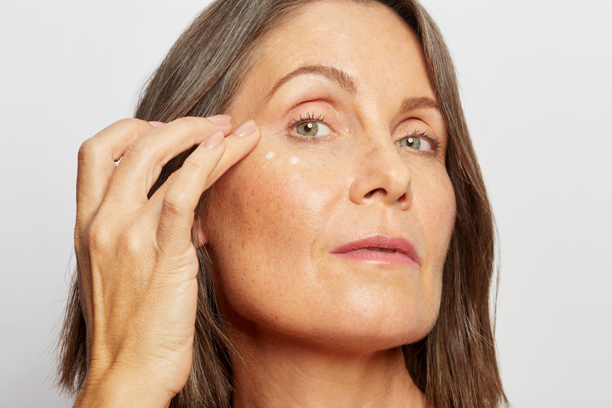 PUFFINESS & DARK CIRCLE COSMECEUTICAL SOLUTION