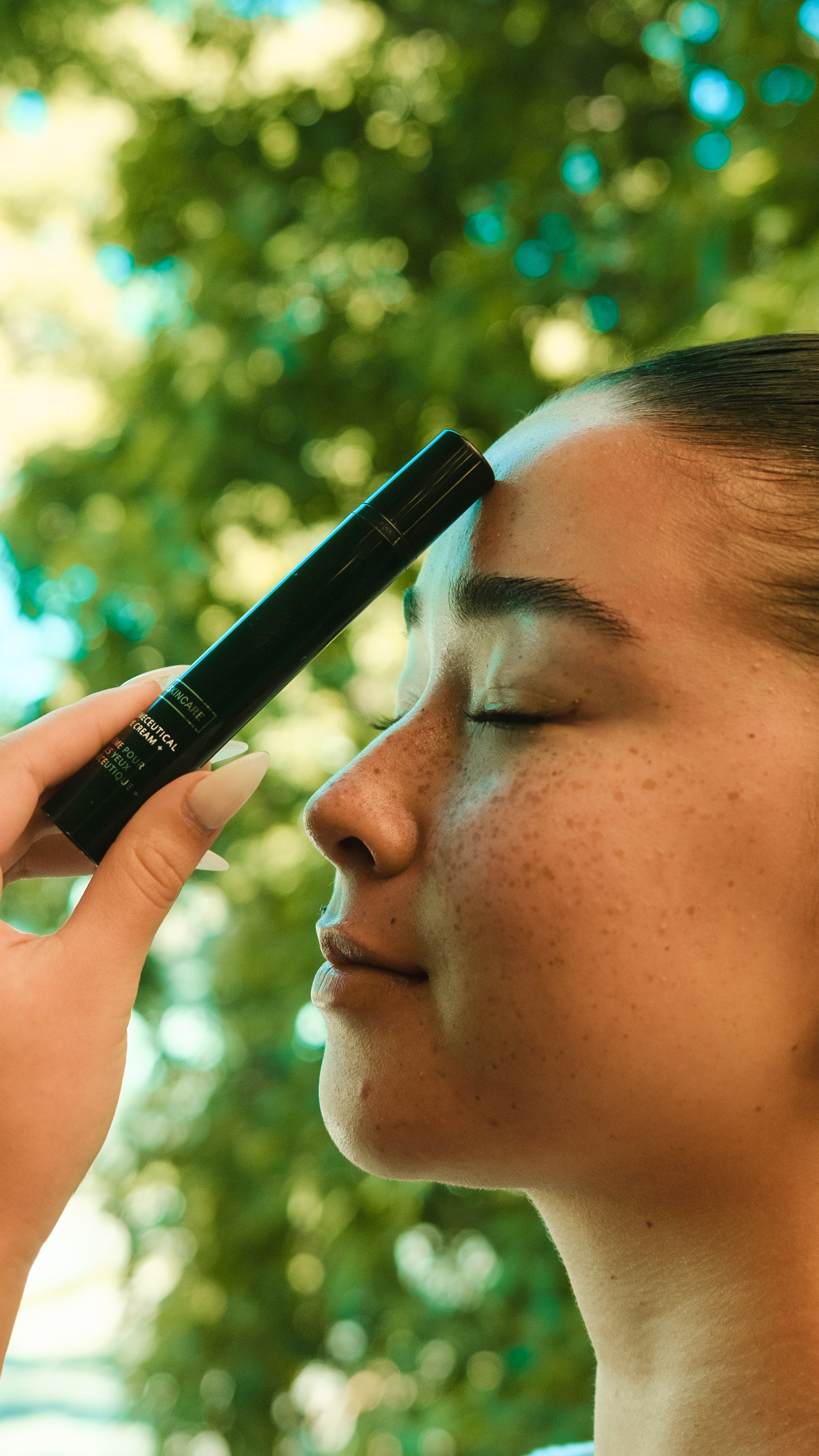 PUFFINESS & DARK CIRCLE COSMECEUTICAL SOLUTION